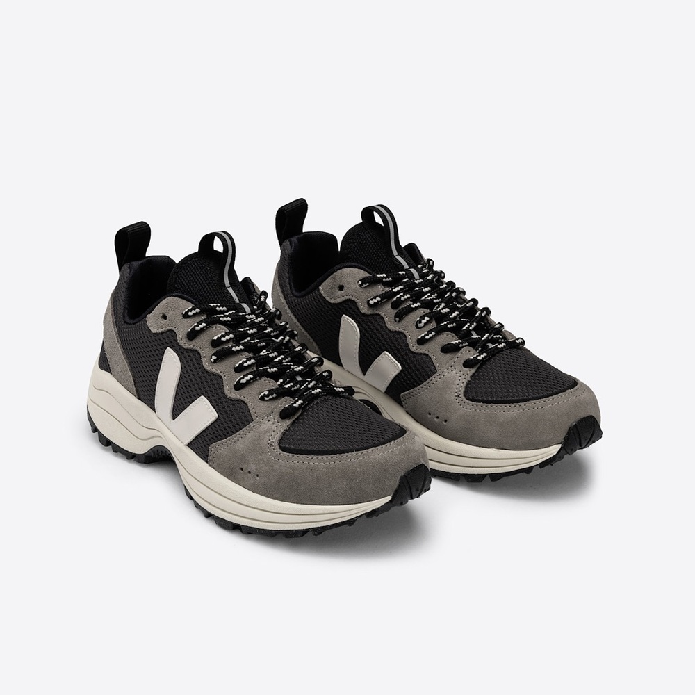 Veja Venturi Black and White Sneakers Sz 7 - Picture 8 of 9